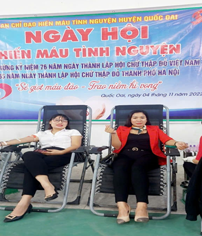 Cô giáo Nguyễn Thị Lâm giáo viên trường Mầm non Phú Cát tấm gương sáng trong phong trào thi đua và đầy nghị lực- Ảnh 4.