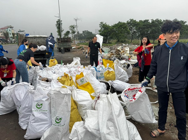 Hành trình xanh của tuổi trẻ Hoài Đức: Chủ nhật không rác thải- Ảnh 4.