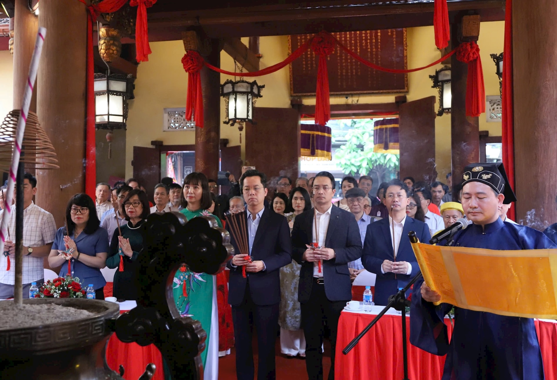 Phường Hoàn Kiếm khai hội đền Bạch Mã- Ảnh 1.