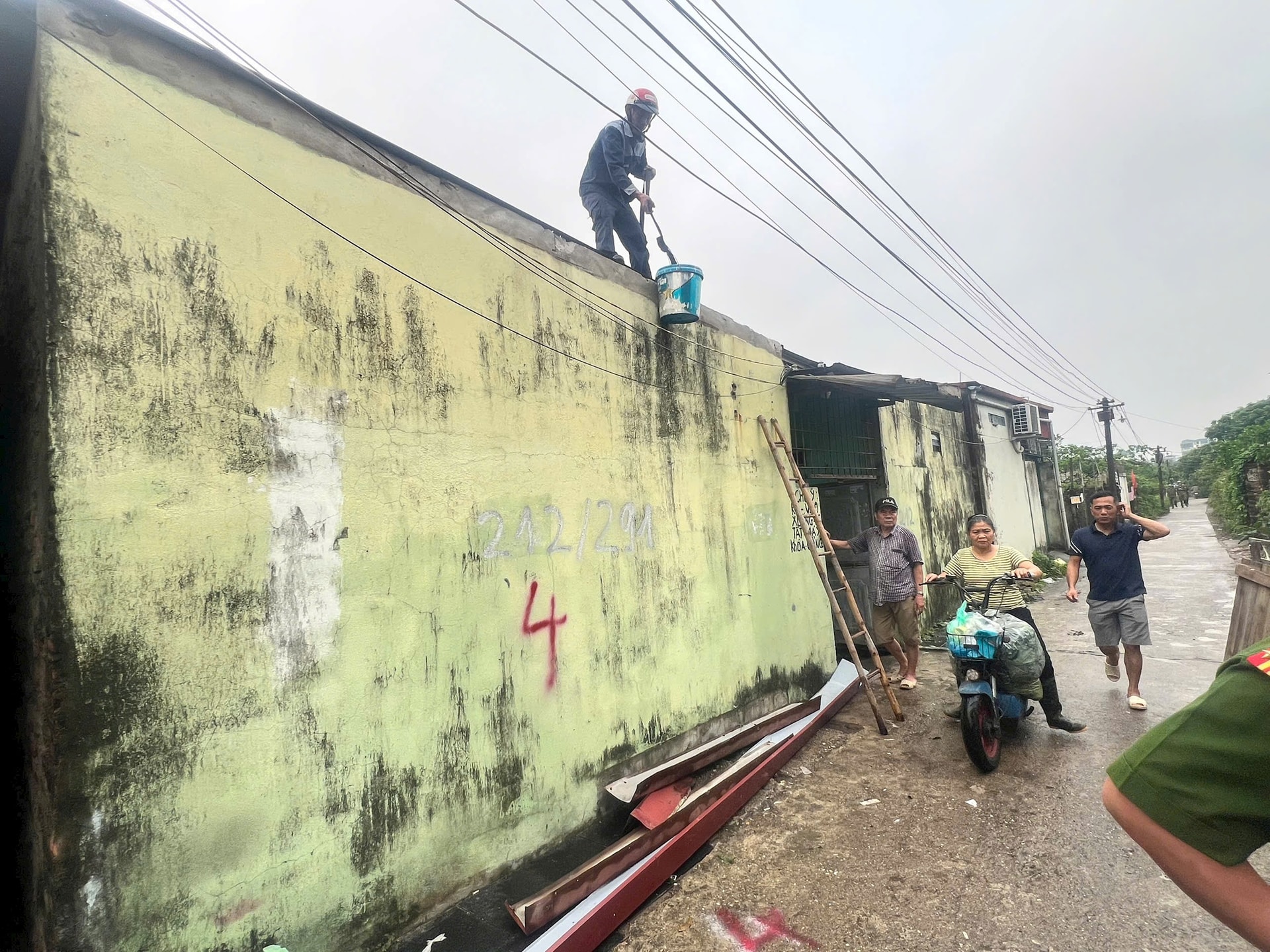 Gỡ “điểm nghẽn” đầu tiên tại Dự án Xây dựng hạ tầng khu 3ha phường Phú Diễn- Ảnh 5.