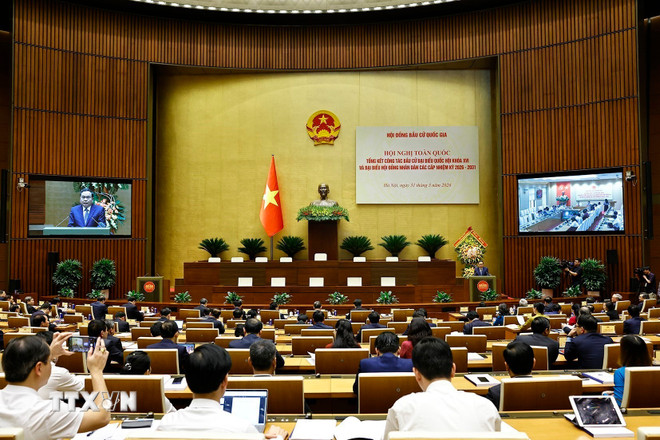 Xã Vĩnh Thanh: 5 tập thể, 8 cá nhân được UBND thành phố khen thưởng trong công tác bầu cử- Ảnh 3.