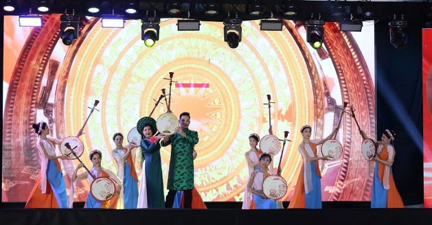 C:\Users\Admin\Desktop\van nghe\5 vn.JPG