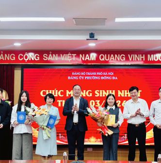 Đảng ủy phường Đống Đa tổ chức Lễ Chào cờ và sinh hoạt dưới Cờ tháng 3/2026: Tập trung cao độ cho Ngày hội toàn dân- Ảnh 1.