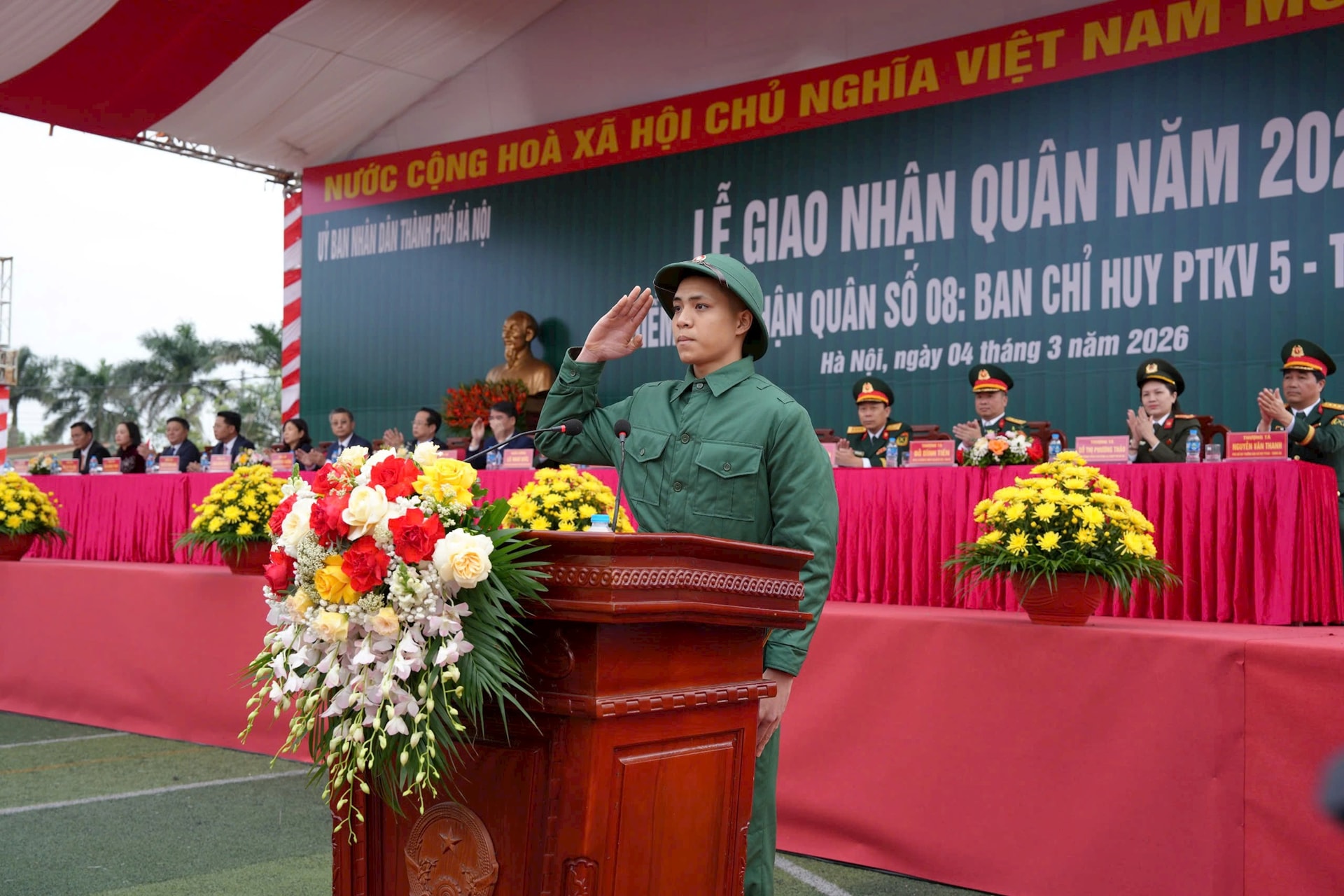 Trần Phú: 39 tân binh phấn khởi lên đường nhập ngũ vào Quân đội nhân dân, Công an nhân dân - Ảnh 3.