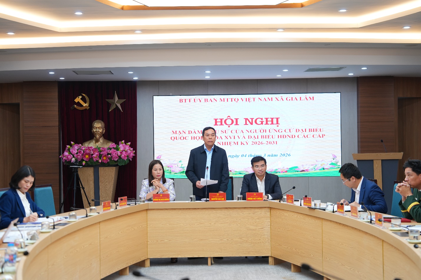 Gia Lâm tổ chức Hội nghị mạn đàm tiểu sử 60 ứng cử viên đại biểu Quốc hội và HĐND các cấp nhiệm kỳ 2026 – 2031- Ảnh 2.