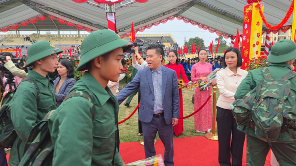 Rộn ràng ngày Hội tòng quân miền đất Xứ Đoài- Ảnh 13.