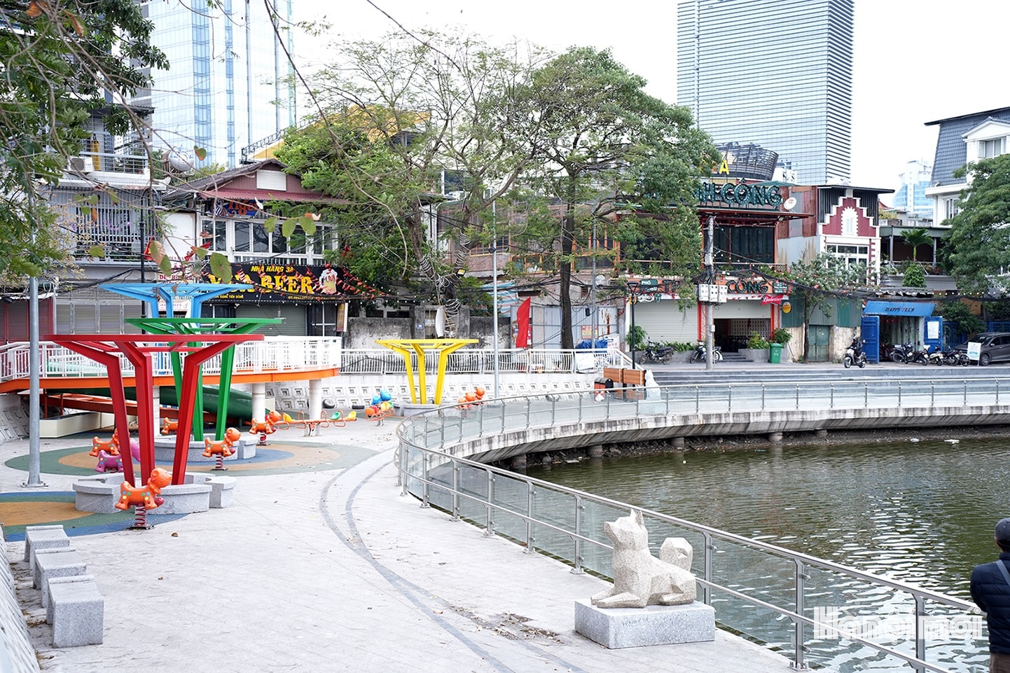 Hồ Đống Đa khoác "áo mới" chào mừng bầu cử- Ảnh 15.