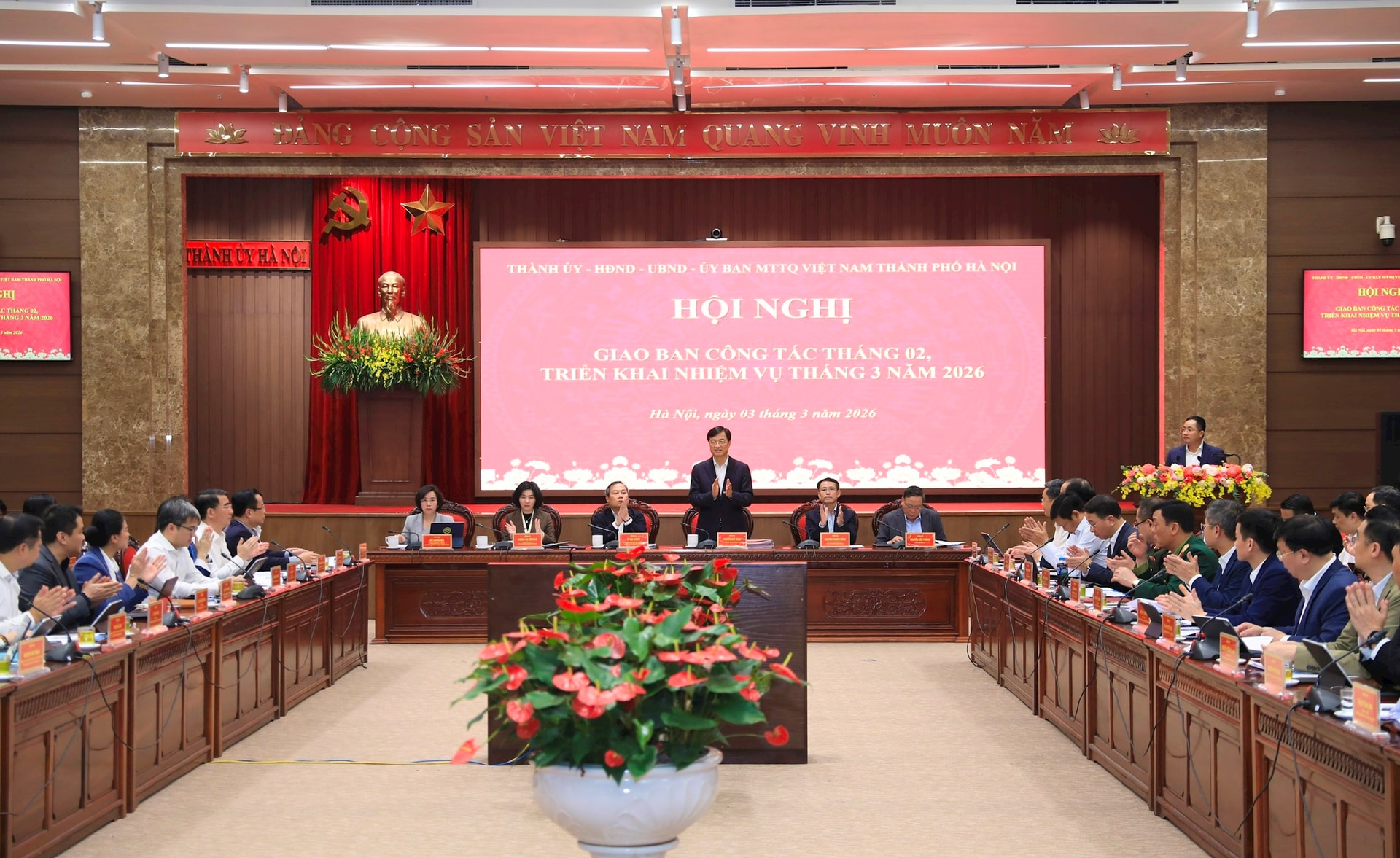 Hà Nội giao ban công tác tháng 2, triển khai nhiệm vụ trọng tâm tháng 3-2026- Ảnh 2.