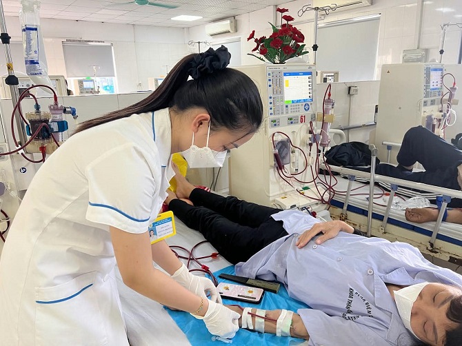 Bệnh thận mạn tính đang ngày càng "trẻ hóa"- Ảnh 1.