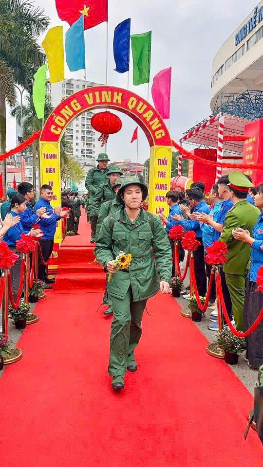 PHƯỜNG LÁNG THAM GIA LỄ GIAO, NHẬN QUÂN NĂM 2026 HOÀN THÀNH TỐT NHIỆM VỤ- Ảnh 2.