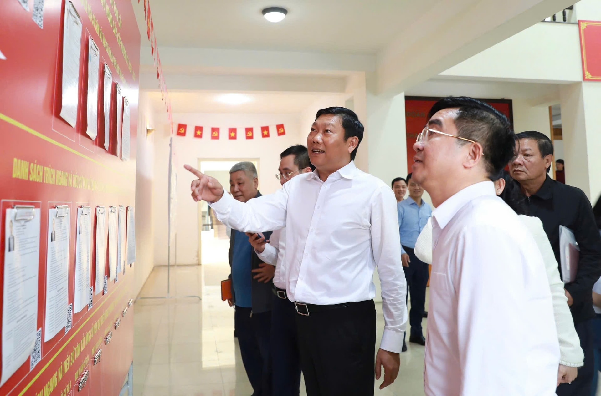 Chủ nhiệm Ủy ban Kiểm tra Thành ủy Đỗ Anh Tuấn: Tăng cường tuyên truyền, để bầu cử là ngày hội của toàn dân- Ảnh 2.