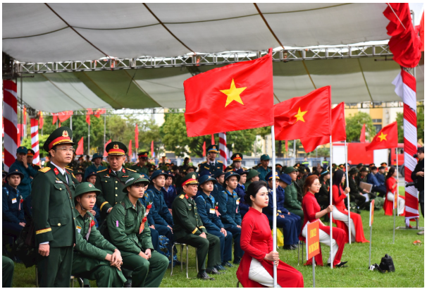 VỮNG BƯỚC TÒNG QUÂN – TUỔI TRẺ NGỌC HỒI TỰ HÀO TIẾP BƯỚC CHA ANH- Ảnh 8.