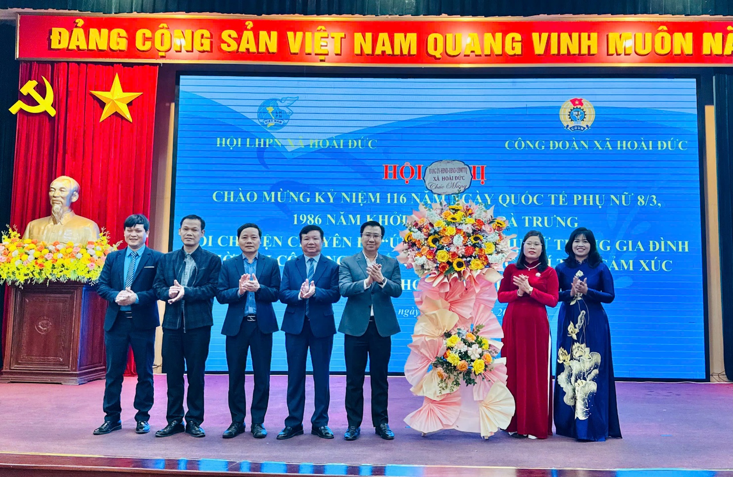 Hội LHPN - Công đoàn xã Hoài Đức tổ chức chương trình kỷ niệm 116 năm ngày Quốc tế phụ nữ 8/3, 1986 năm khởi nghĩa Hai Bà Trưng, chào mừng bầu cử đại biểu Quốc hội và đại biểu HĐND các cấp nhiệm kỳ 2026 – 2031.- Ảnh 1.