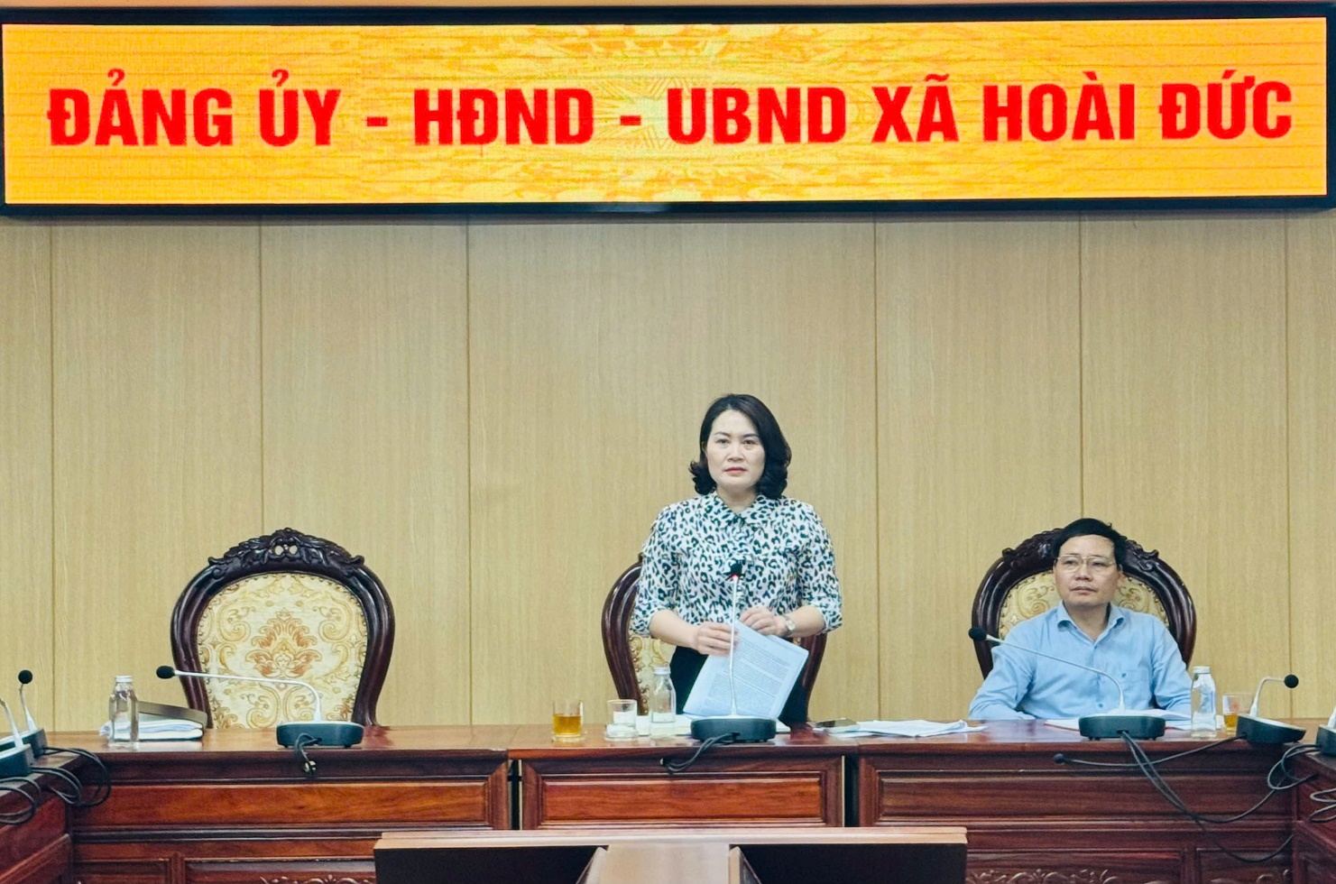 UBND xã tổ chức Hội nghị giao ban đánh giá tiến độ triển khai công tác chuẩn bị bầu cử- Ảnh 4.