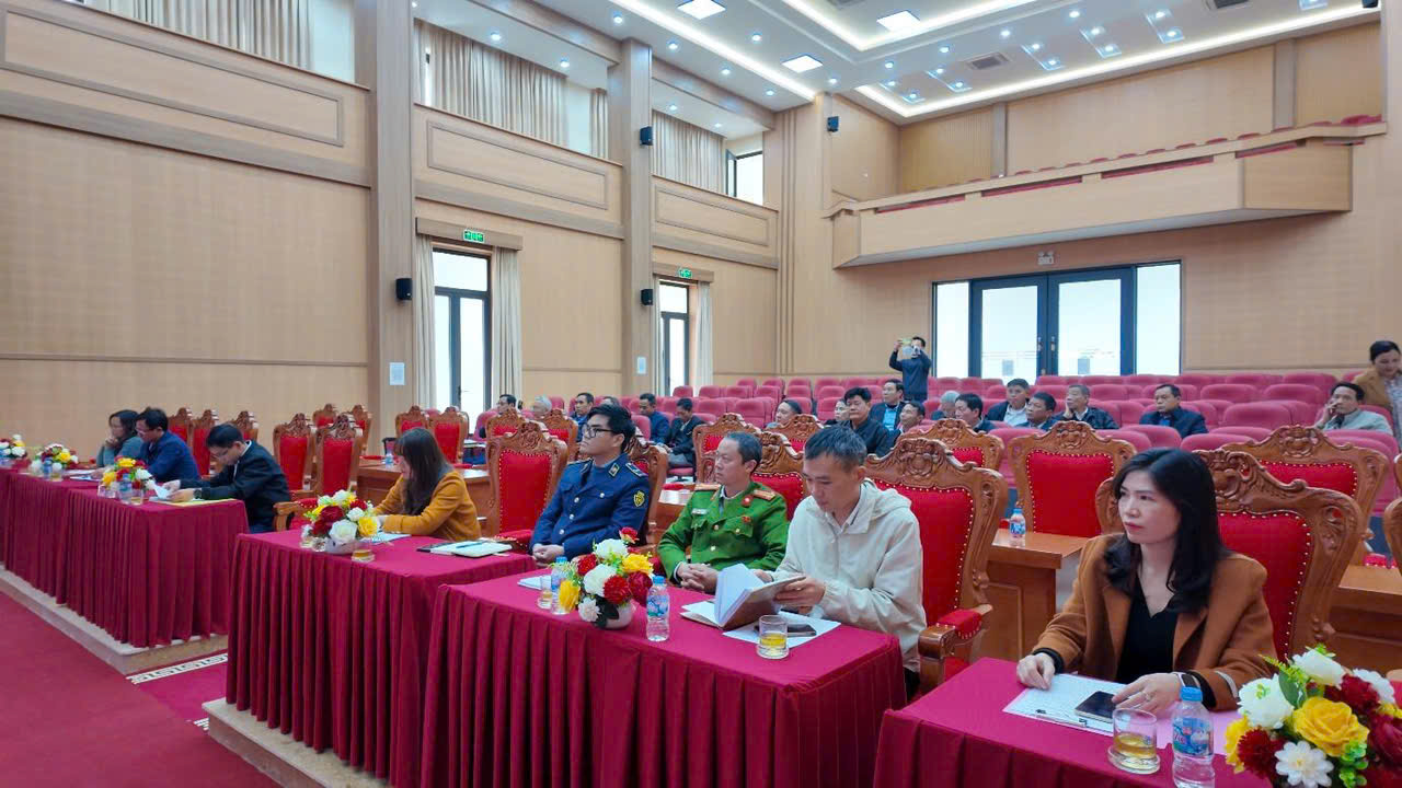 Xã An Khánh tổ chức Lễ phát động thực hiện đợt cao điểm "90 ngày cụ thể hóa và tuyên truyền, phổ biến các Nghị quyết của HĐND thành phố Hà Nội về khoa học công nghệ, đổi mới sáng tạo và chuyển đổi số" trên địa bàn xã.- Ảnh 1.