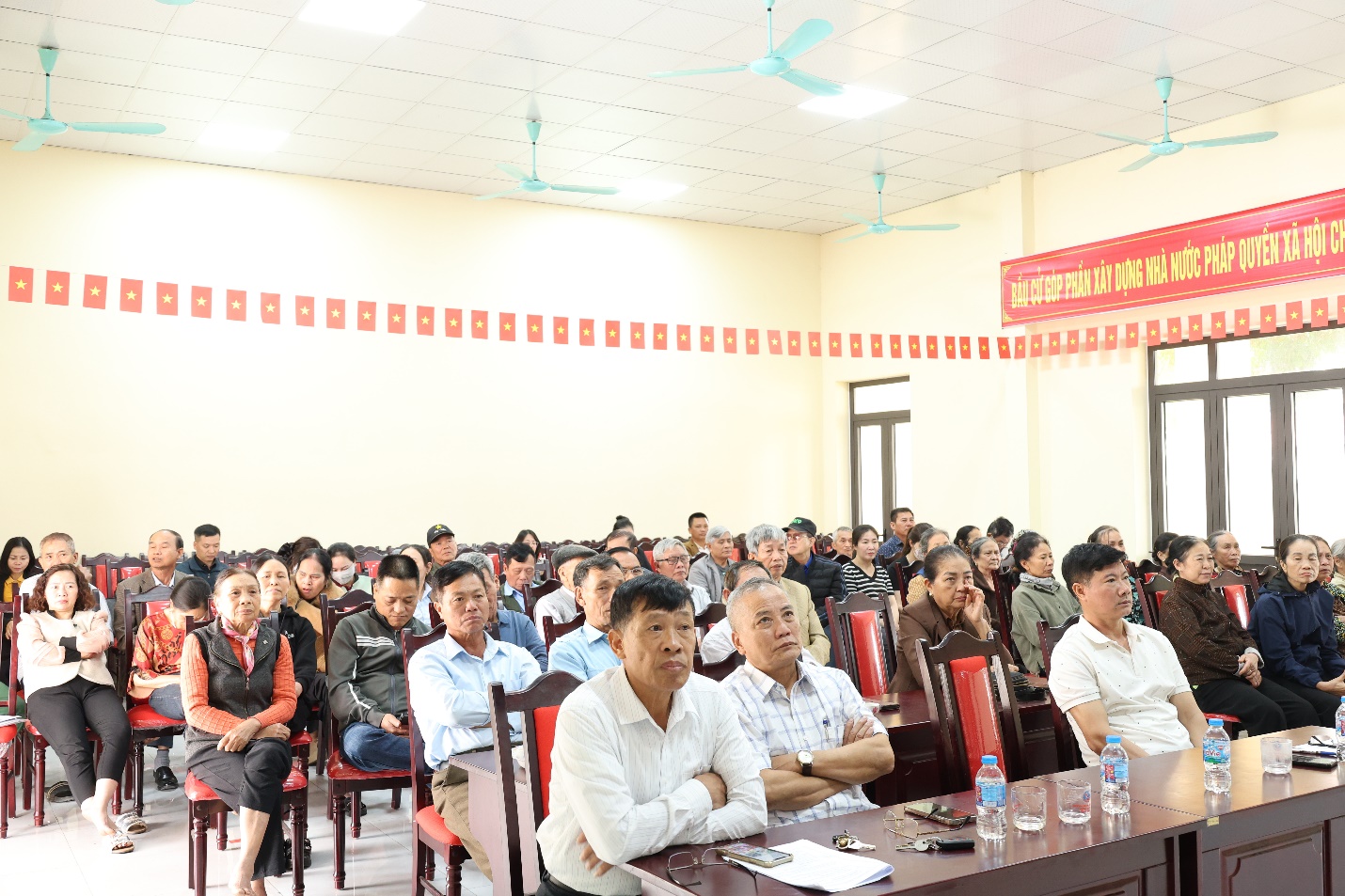 Xã Mê Linh triển khai Hội nghị tiếp xúc cử tri để người ứng cử vận động bầu cử Đại biểu HĐND xã nhiệm kì 2026 - 2031- Ảnh 6.