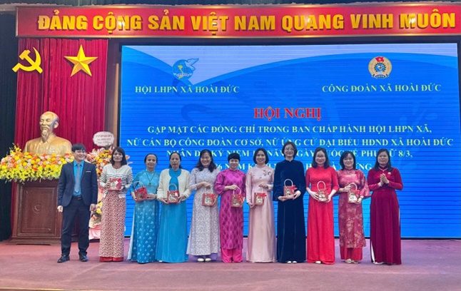 Hội LHPN - Công đoàn xã Hoài Đức tổ chức chương trình kỷ niệm 116 năm ngày Quốc tế phụ nữ 8/3, 1986 năm khởi nghĩa Hai Bà Trưng, chào mừng bầu cử đại biểu Quốc hội và đại biểu HĐND các cấp nhiệm kỳ 2026 – 2031.- Ảnh 10.