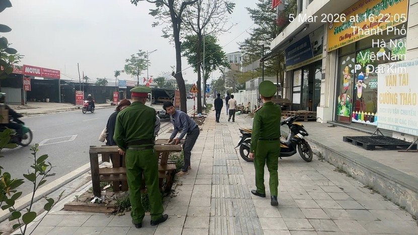 'Hồi sinh' sự thông thoáng, ngăn nắp trên tuyến đường Phạm Tu
- Ảnh 4.