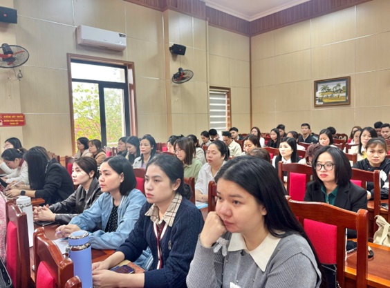 Khai giảng lớp bồi dưỡng lý luận chính trị dành cho Đảng viên mới đợt 1 năm 2026- Ảnh 5.