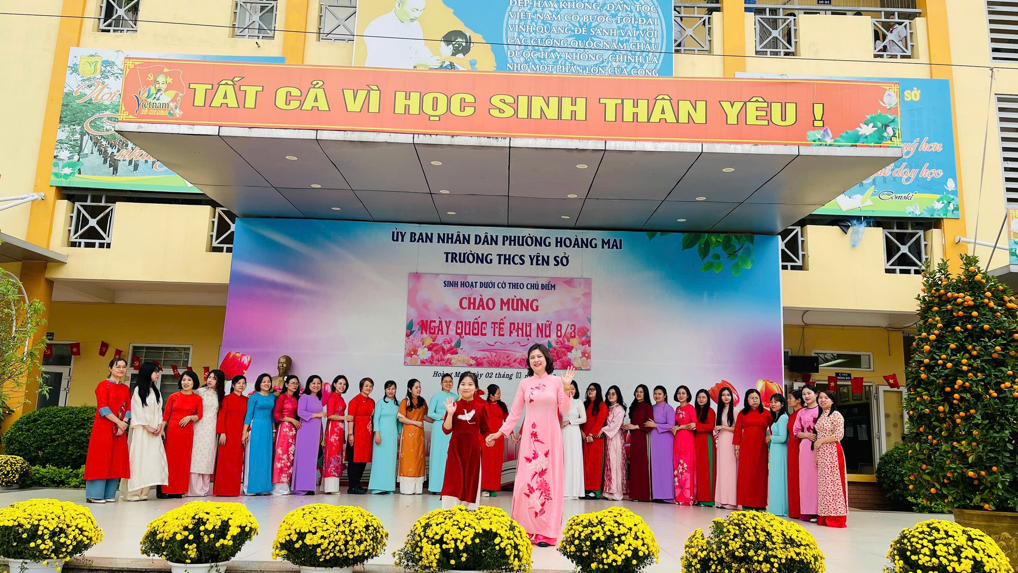 TRƯỜNG THCS YÊN SỞ HƯỞNG ỨNG "TUẦN LỄ ÁO DÀI 2026" CHÀO MỪNG NGÀY QUỐC TẾ PHỤ NỮ 8/3- Ảnh 1.