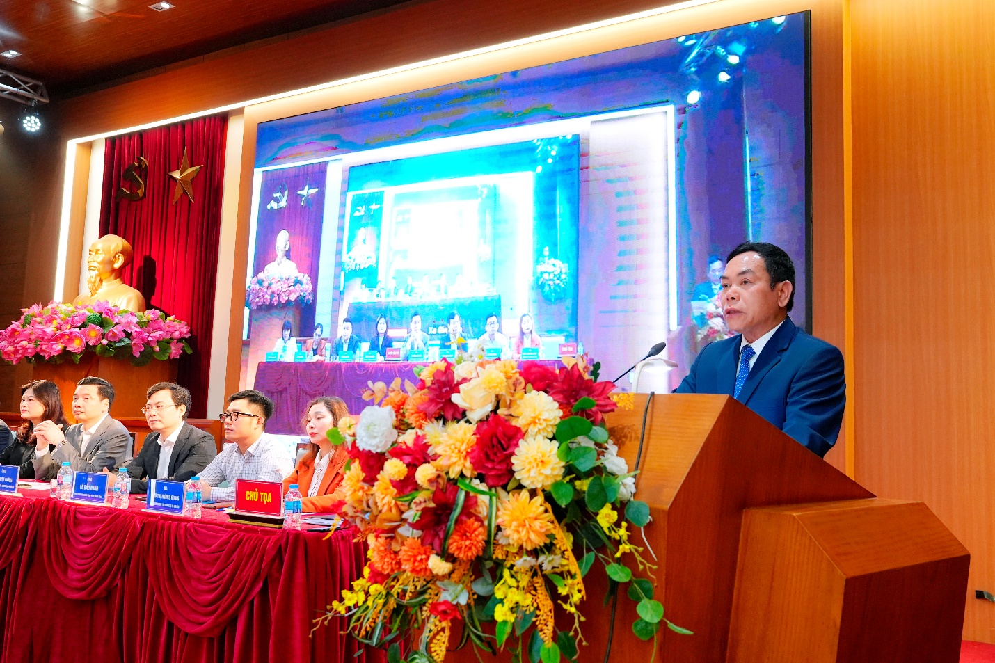 Hội nghị tiếp xúc cử tri với người ứng cử đại biểu HĐND Thành phố Hà Nội khóa XVII tại đơn vị bầu cử số 28- Ảnh 3.