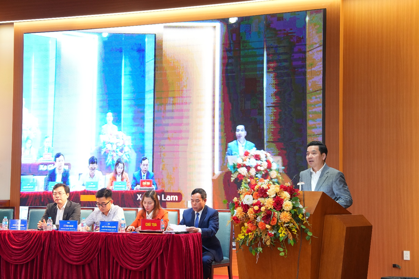 Hội nghị tiếp xúc cử tri với người ứng cử đại biểu HĐND Thành phố Hà Nội khóa XVII tại đơn vị bầu cử số 28- Ảnh 6.