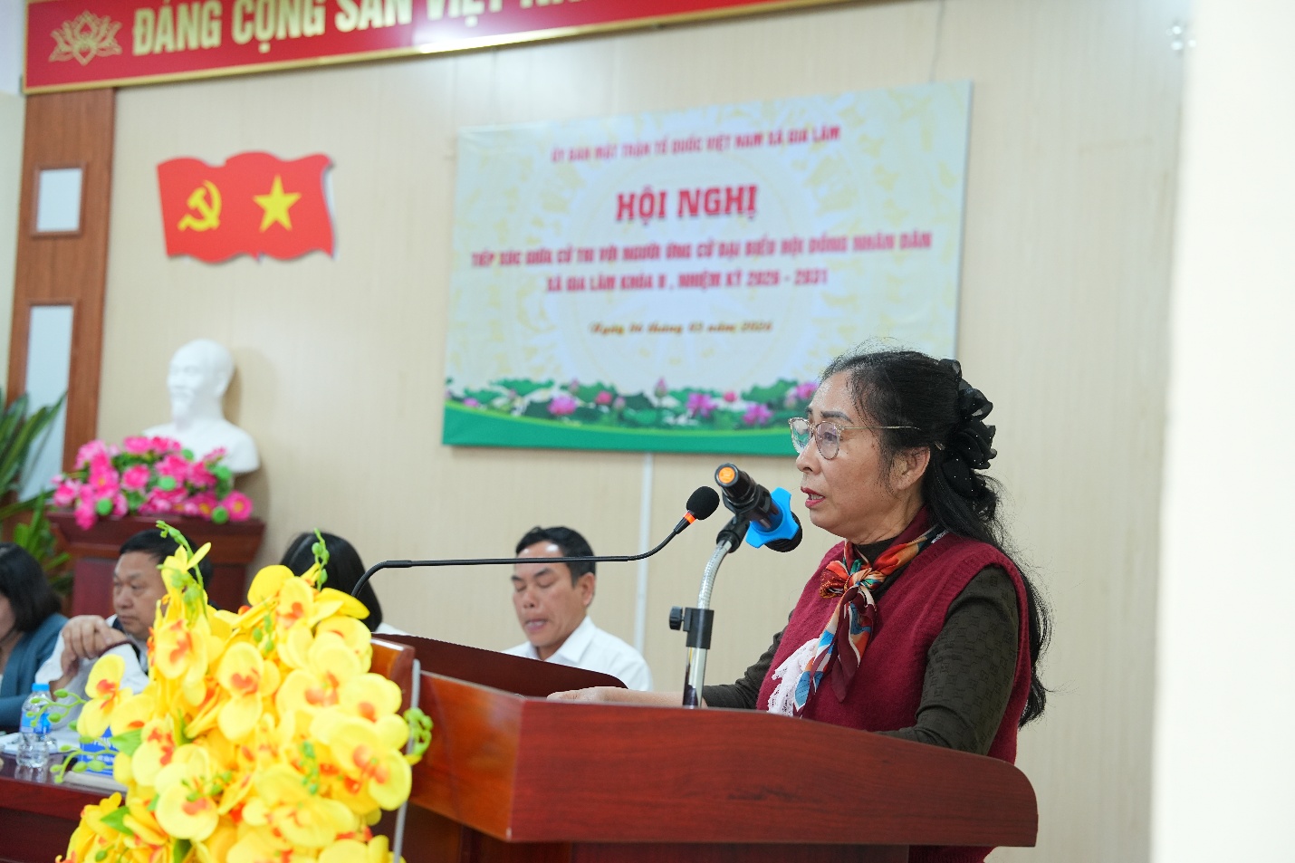 Hội nghị tiếp xúc cử tri với người ứng cử đại biểu HĐND xã Gia Lâm khóa II, nhiệm kỳ 2026–2031, đơn vị bầu cử số 1- Ảnh 4.