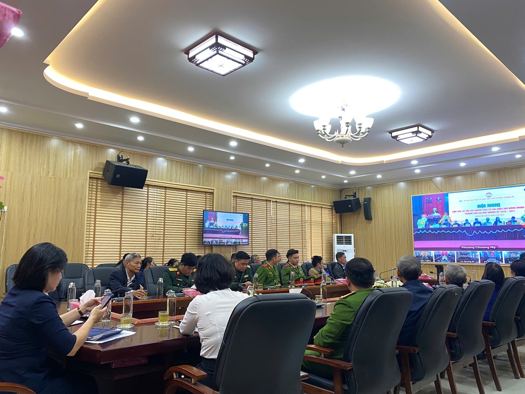 08 ứng cử viên đại biểu Hội đồng nhân dân thành phố Đơn vị bầu cử số 16 tiếp xúc cử tri báo cáo chương trình hành động- Ảnh 3.