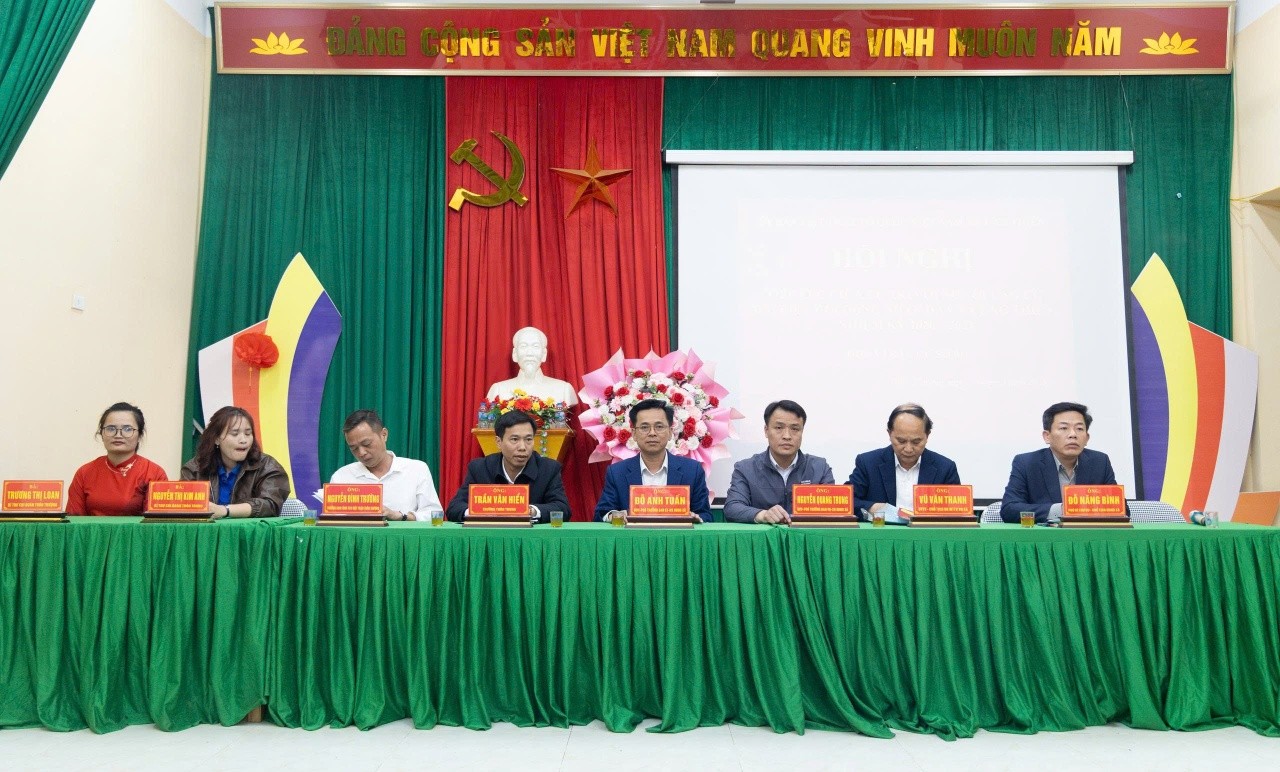 Ứng cử viên HĐND xã Ứng Thiên - Đơn vị bầu cử số 1 tiếp xúc cử tri tại thôn Thượng- Ảnh 2.