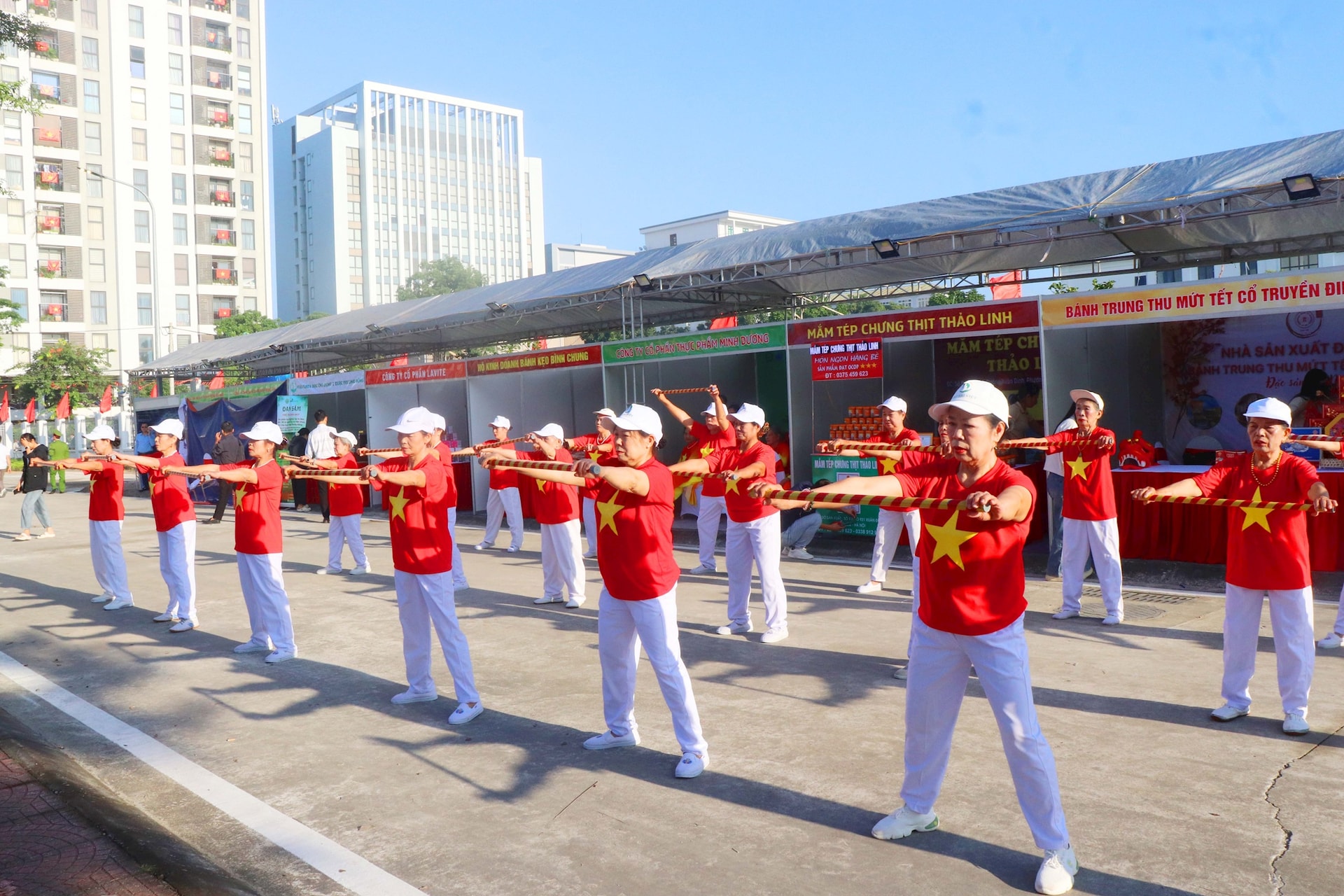 Phường Thượng Cát: Khơi sức dân nhờ “dân vận khéo”- Ảnh 4.