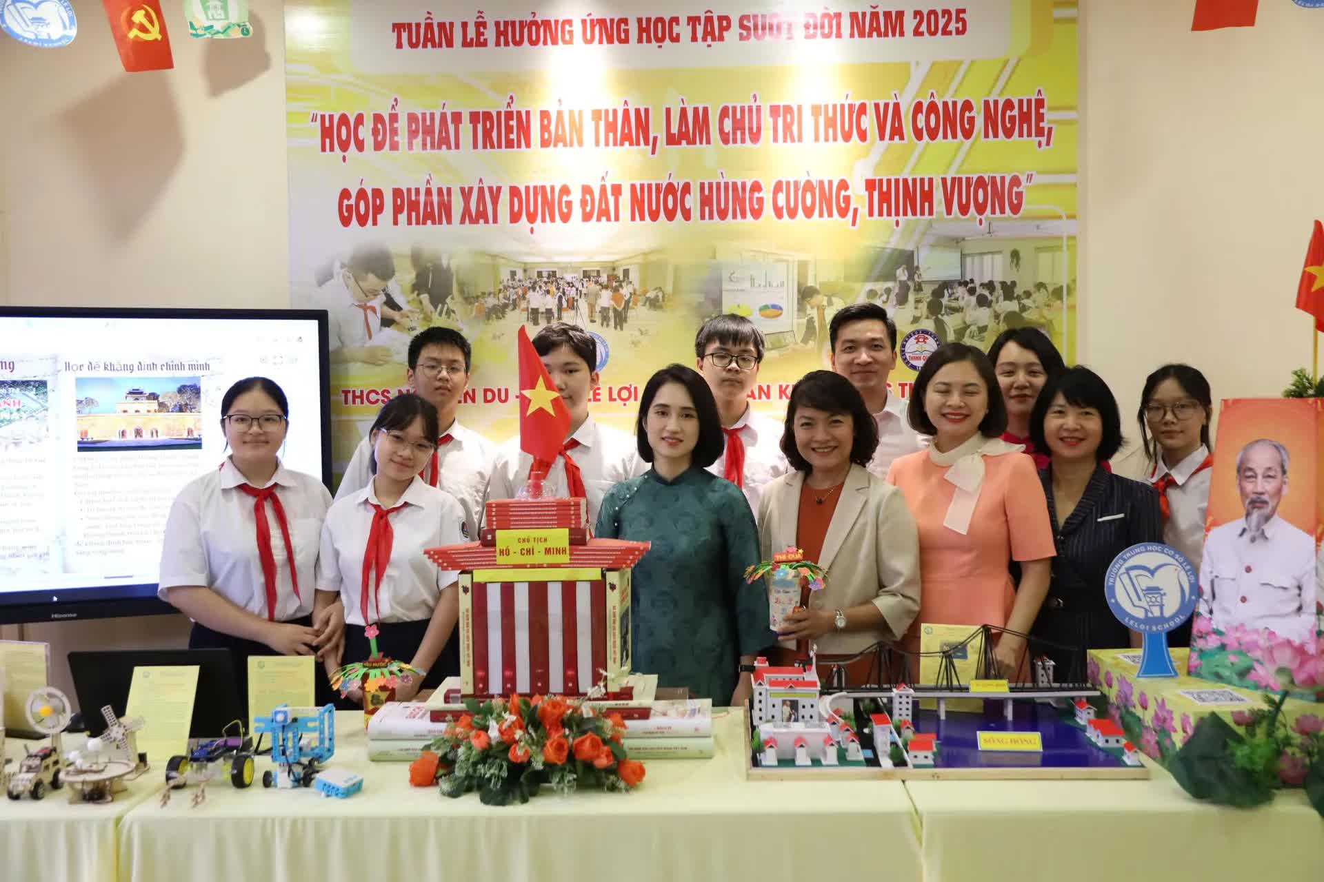 Phường Hoàn Kiếm khai mạc Tuần lễ hưởng ứng học tập suốt đời năm 2025- Ảnh 4.