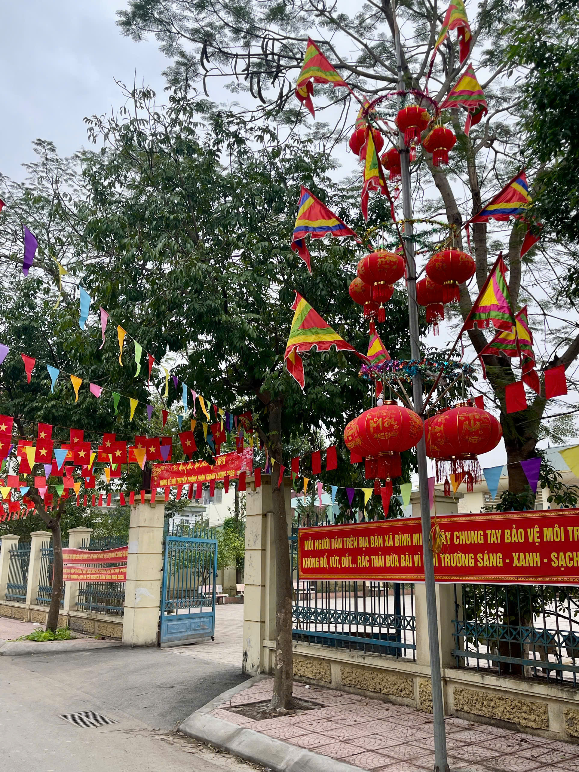 NÂNG CAO ĐỜI SỐNG VĂN HOÁ, GIÁO DỤC TỪ CƠ SỞ