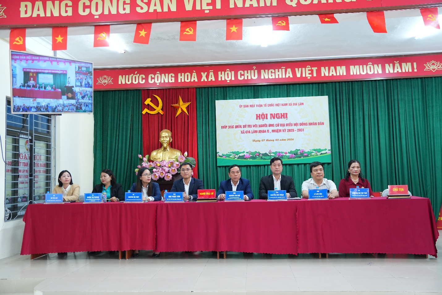 Các ứng cử viên đại biểu HĐND xã Gia Lâm tiếp xúc cử tri tại đơn vị bầu cử số 5- Ảnh 1.