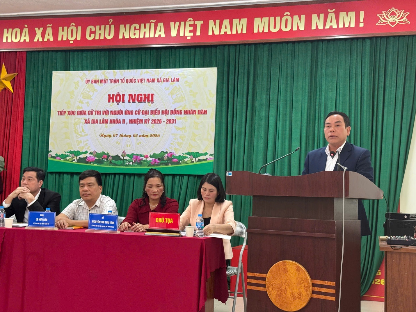 Các ứng cử viên đại biểu HĐND xã Gia Lâm tiếp xúc cử tri tại đơn vị bầu cử số 5- Ảnh 3.