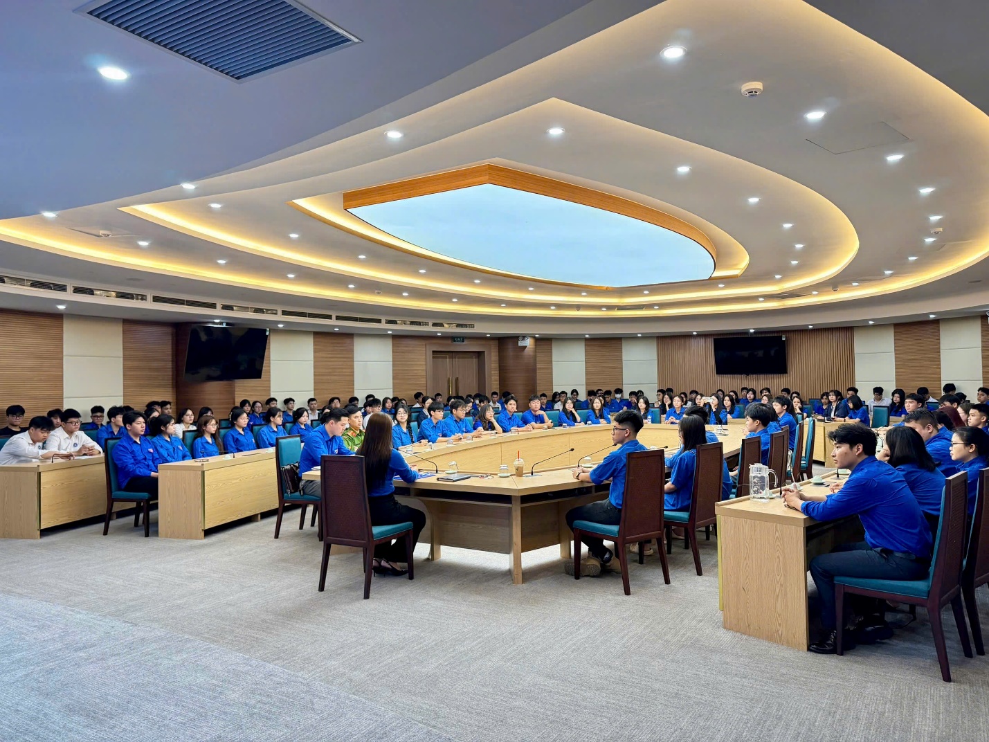 Cử tri trẻ xã Gia Lâm sẵn sàng cho ngày hội lớn của toàn dân- Ảnh 1.