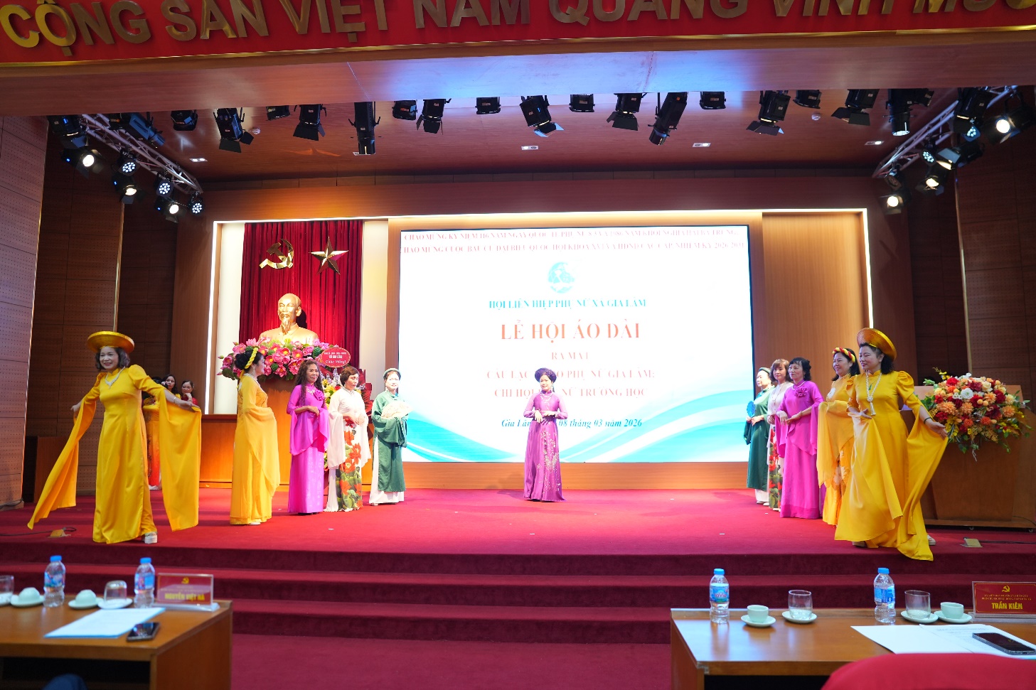Sôi nổi “Lễ hội áo dài” chào mừng Ngày Quốc tế Phụ nữ 8/3 tại xã Gia Lâm- Ảnh 9.