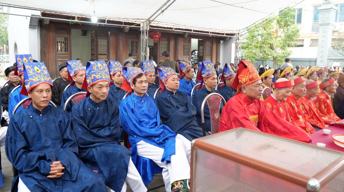 Đồng chí Phó Bí thư Đảng ủy, Chủ tịch UBND xã An Khánh Hồ Trung Nghĩa dự Lễ khai hội Hội làng Ngự Câu, An Hạ, Thanh Quang Xuân Bính Ngọ 2026- Ảnh 12.