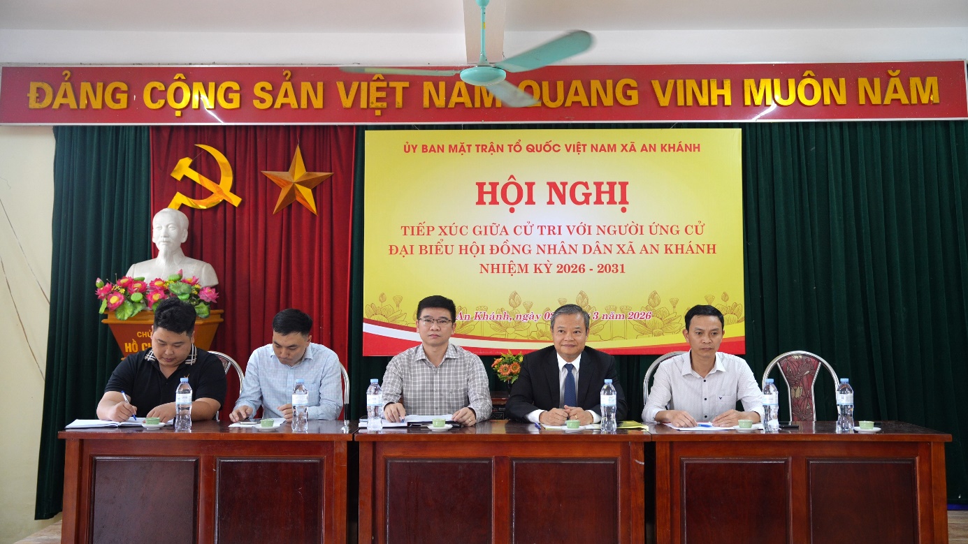 A group of people sitting at a table  AI-generated content may be incorrect.