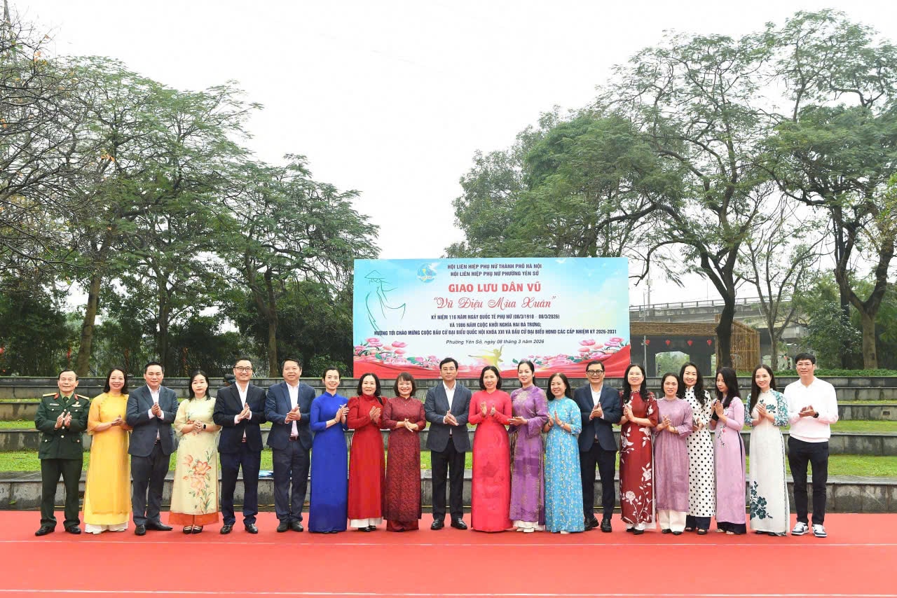  Hội Liên hiệp phụ nữ phường Yên Sở tổ chức Chương trình đồng diễn dân vũ “Vũ điệu mùa xuân” hướng tới cuộc bầu cử.- Ảnh 4.