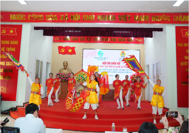 RỰC RỠ “VŨ ĐIỆU ÁO DÀI” – PHỤ NỮ NGỌC HỒI CHÀO MỪNG KỶ NIỆM 116 NĂM NGÀY QUỐC TẾ PHỤ NỮ 8/3/2026 VÀ 1986 NĂM  KHỞI NGHĨA HAI BÀ TRƯNG- Ảnh 7.