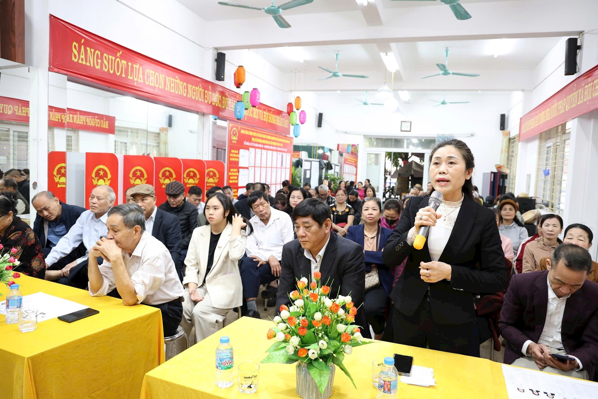 Ứng cử viên HĐND phường Kiến Hưng cam kết hành động vì dân- Ảnh 4.