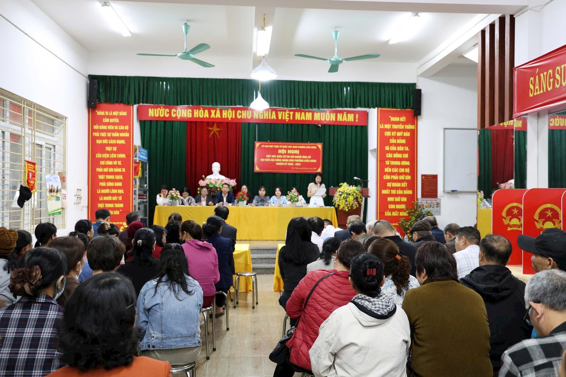 Ứng cử viên HĐND phường Kiến Hưng cam kết hành động vì dân- Ảnh 2.