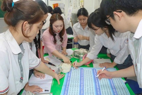 TRƯỜNG THCS TRƯƠNG CÔNG GIAI TỔ CHỨC CHUỖI CHUYÊN ĐỀ BỒI DƯỠNG HỌC SINH LỚP 9 – KẾT NỐI CHUYÊN MÔN, CHUNG TAY NÂNG CAO CHẤT LƯỢNG ÔN THI VÀO LỚP 10- Ảnh 3.