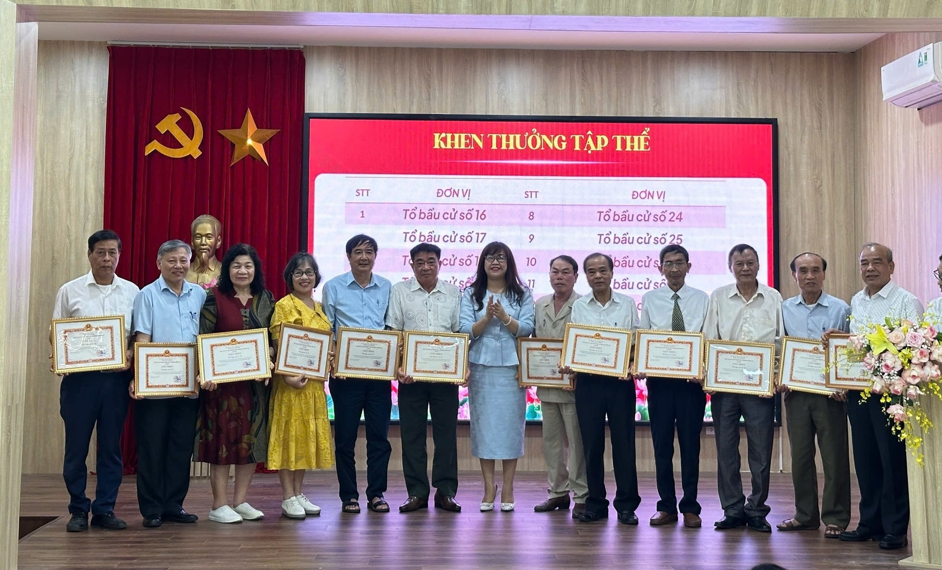 Đảng bộ, chính quyền, nhân dân phường Hồng Hà có thành tích xuất sắc trong công tác bầu cử- Ảnh 4.