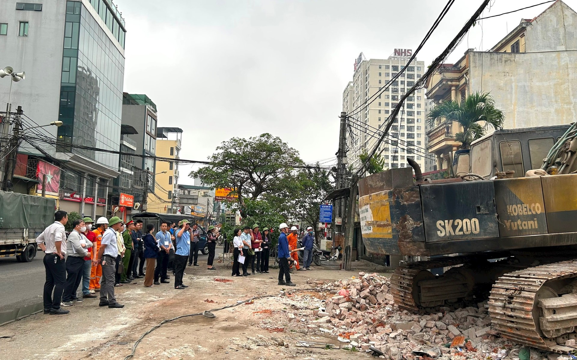 Phường Hoàng Mai quyết tâm bàn giao mặt bằng dự án đường Tam Trinh
