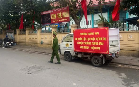 Phường Tương Mai giải bài toán “điểm nghẽn” trật tự đô thị- Ảnh 1.