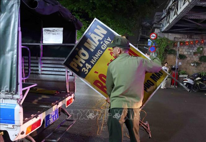 Hà Nội: Phường Hoàn Kiếm quyết tâm lập lại trật tự vỉa hè, xây dựng đô thị văn minh- Ảnh 5.