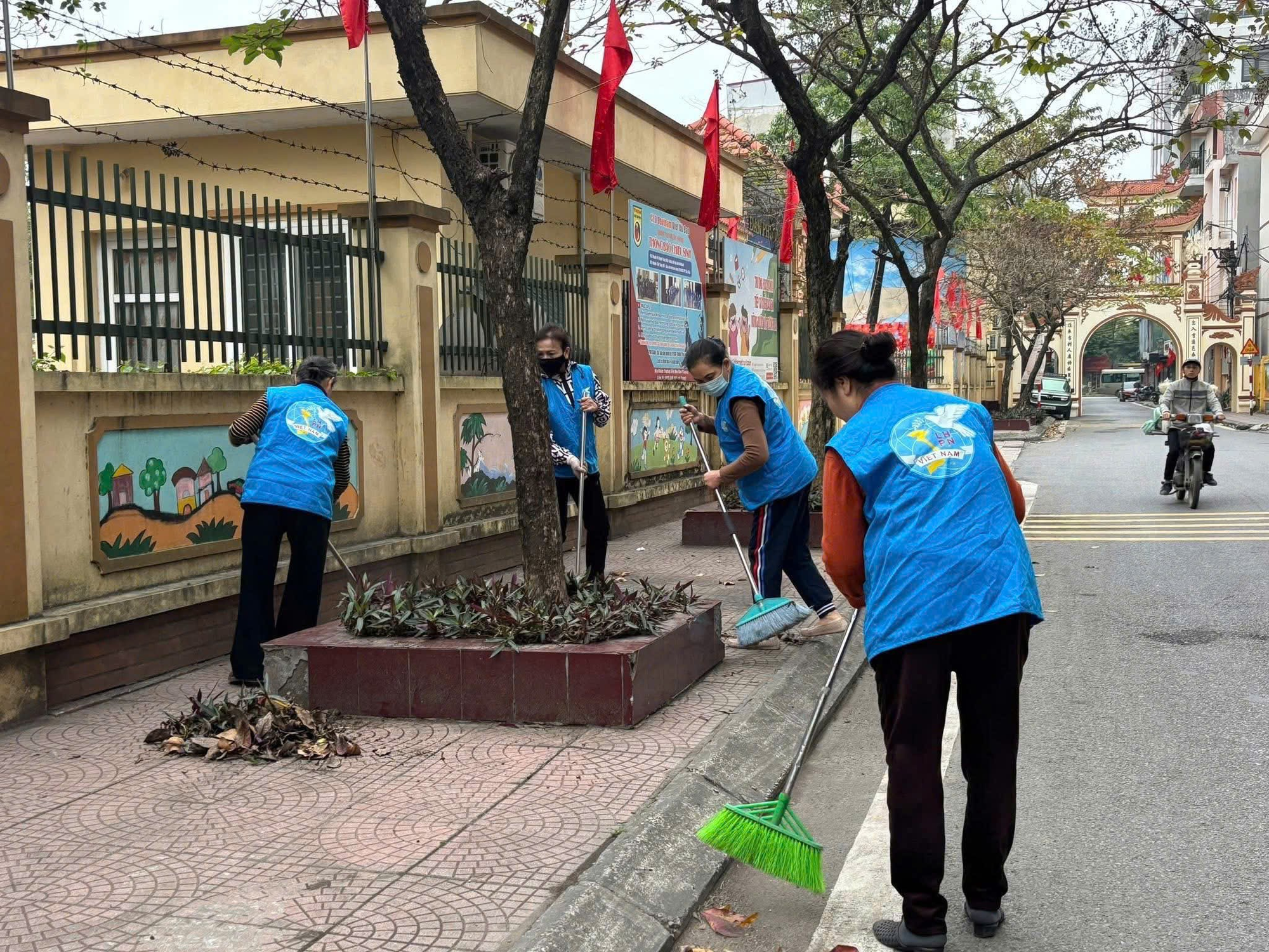 Kế hoạch Phát động phong trào toàn dân tham gia bảo vệ môi trường; giảm thiểu phát sinh, phân loại, thu gom, xử lý rác thải trên địa bàn xã Đan Phượng.- Ảnh 1.