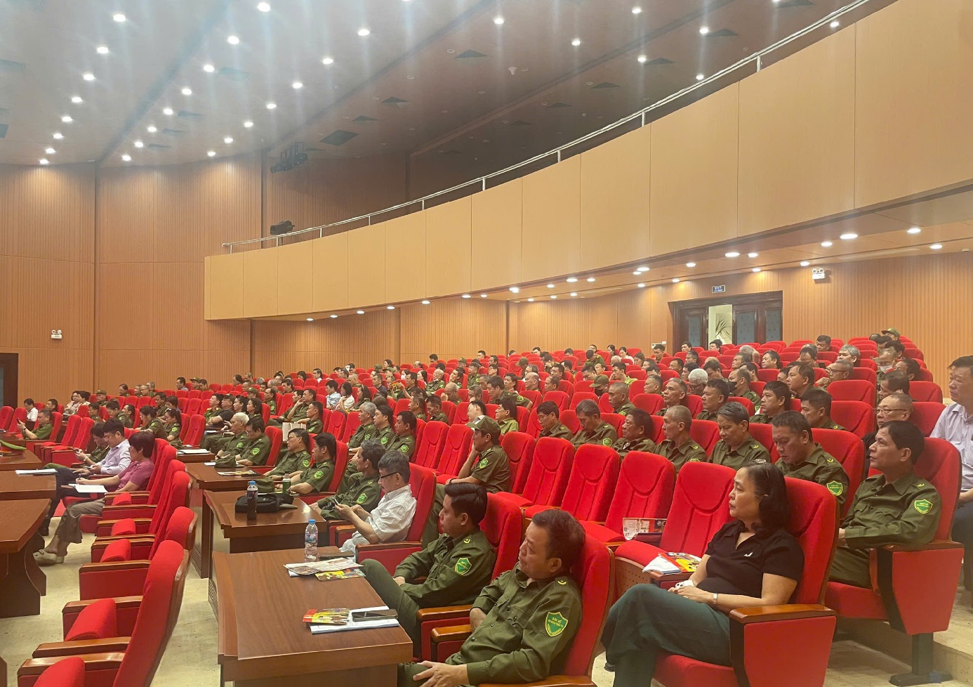 Cầu Giấy: Nâng cao nghiệp vụ phòng cháy cho lực lượng an ninh trật tự cơ sở- Ảnh 2.