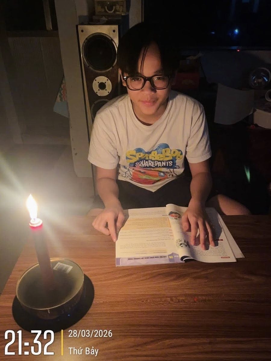 THCS DỊCH VỌNG HẬU THỰC HIỆN TIẾT KIỆM NĂNG LƯỢNG ĐIỆN - BẢO VỆ HÀNH TINH XANH- Ảnh 2.